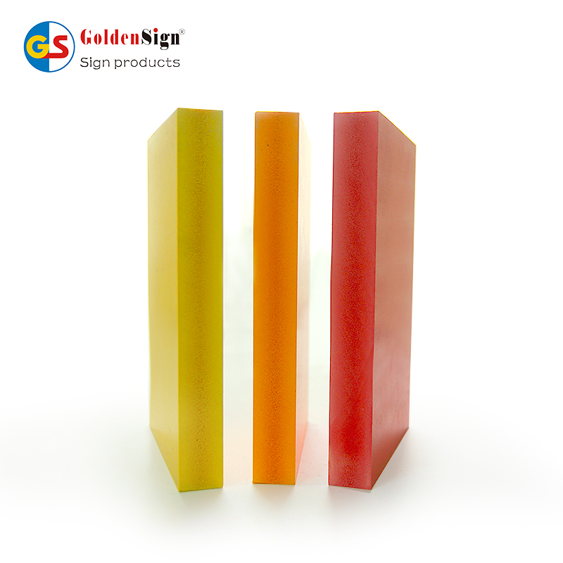 Folha de placa de espuma de PVC GOLDENSIGN (Celtec) - Folha colorida - 24 pol. X 48 pol. X 8 MM de espessura